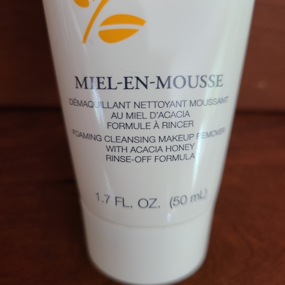 Lancome Cleanser - Picture 2 of 2